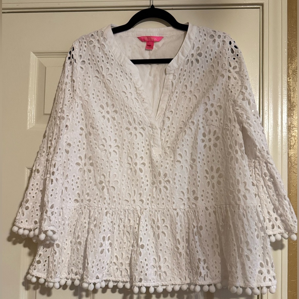 EUC Lilly Pulitzer Bekah Top Resort White Oversized Pinwheel Eyelet XL